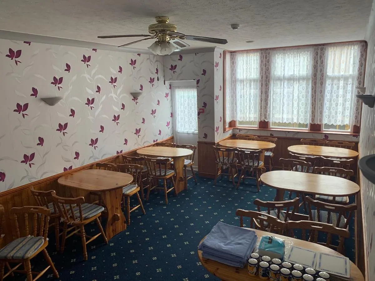 Bed & Breakfast The Wilford Hotel Blackpool United Kingdom